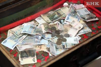 В Коми пенсионерка отдала мошенникам почти миллион рублей и хотела заложить квартиру