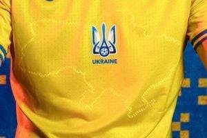 УЕФА требует убрать с формы сборной Украины политические надписи