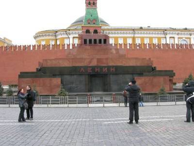 Мавзолей Ленина в День России закроют для посетителей