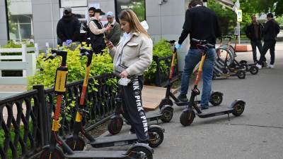 В Петербурге запретили использовать электросамокаты пьяным и подросткам