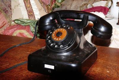 В Смоленской области работает круглосуточная телефонная линия «Ребенок в опасности»