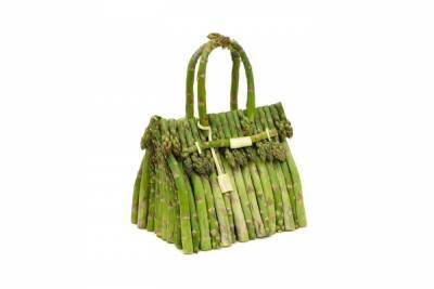 Hermès представил съедобные сумки Birkin из овощей