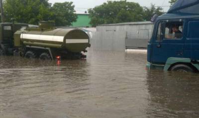 В Запорожской области ливни затопили один из городов