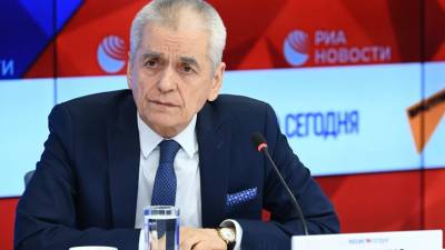 Онищенко призвал ответственнее относиться к вакцинации