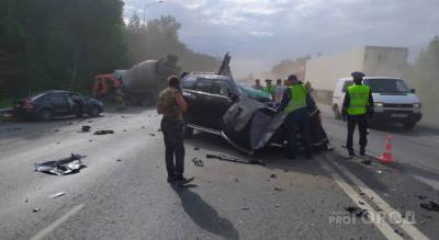 На трассе М7 погиб водитель Land Cruiser в столкновени с КамАЗом