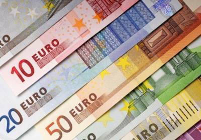 Курс валют на сегодня: евро пробил психологическую отметку