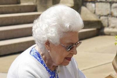 Трогательно до слёз: стало известно, что сделала королева в день юбилея покойного мужа