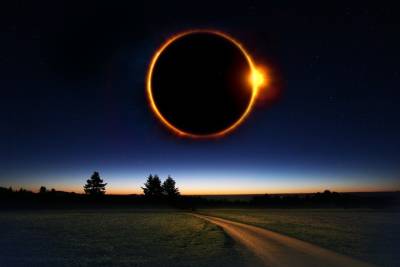 Жители Якутии смогли увидеть первое за 55 лет кольцеобразное солнечное затмение