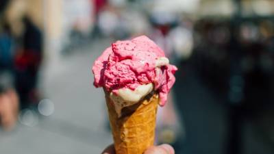 Кондитер рассказала об опасности мороженого из уличных лотков