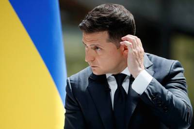 Конституционный суд Украины взбунтовался против Зеленского
