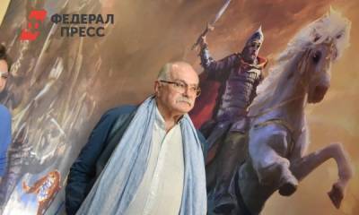 Никита Михалков приехал в Екатеринбург на открытие выставки в честь Александра Невского