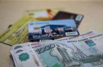 Новые ограничения на денежные переводы вводят в России