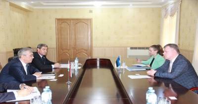 Посла Эстонии в Таджикистане встретили в Маджлиси намояндагон
