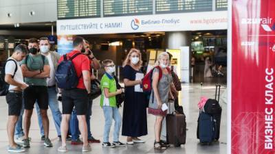 Туроператоры призвали пустить туристов из РФ на иностранные курорты