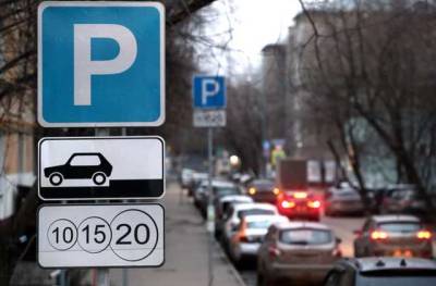 На Подоле в Киеве увидели «гениальное» решение «героя парковки»