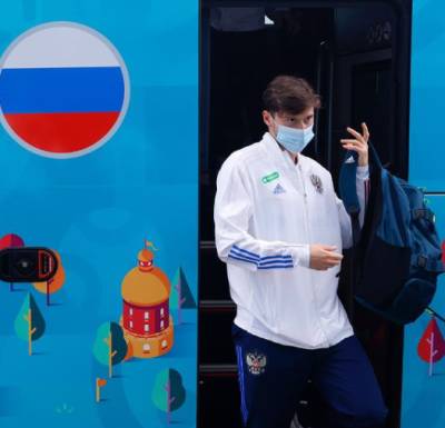 Сборная России приехала в Санкт-Петербург на матчи Евро