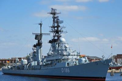 Эсминец США «Лабун» отправился в Черное море