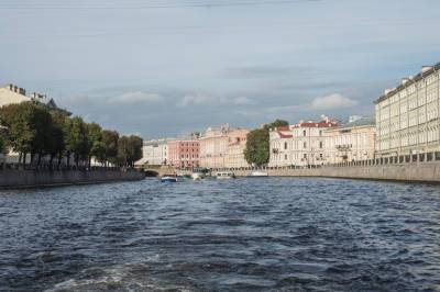В Петербурге еще тепло, но антициклон сдаёт позиции