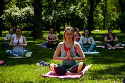 Всемирный день йоги пройдет в Смоленске