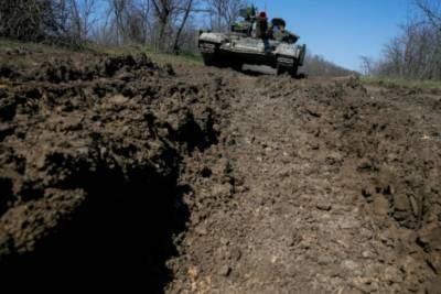 Боевики увеличили количество обстрелов на Донбассе, ранен военный – штаб ООС