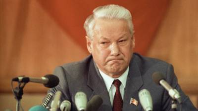 Руцкой рассказал об иностранце в окружении Бориса Ельцина