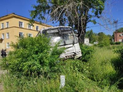 Задержаны механик и директор автопредприятия, чей автобус попал в ДТП с жертвами в Лесном