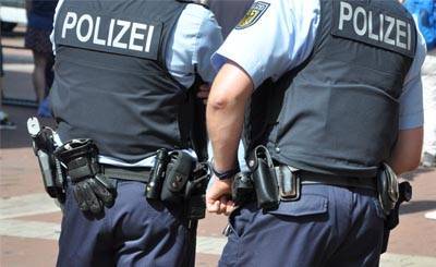 Петер Бойт распустил франкфуртское спецподразделение полиции из-за правых чатов - rusverlag.de