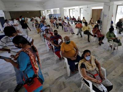Индия четвертые сутки подряд фиксирует менее 100 тыс. заражений коронавирусом