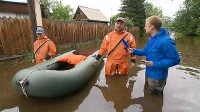 Новости на "России 24". Паводок в Туве затапливает дома и дачи