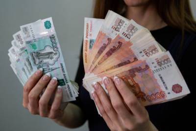 Для финансовой независимости россиянам нужен месячный доход в 75 тыс. руб