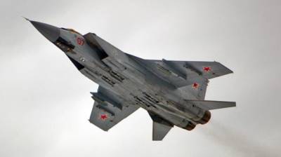 Истребитель МиГ-31 оснастили ракетами малой дальности для ближнего боя