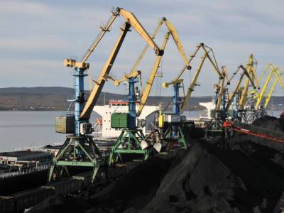 В России сократился грузооборот морских портов