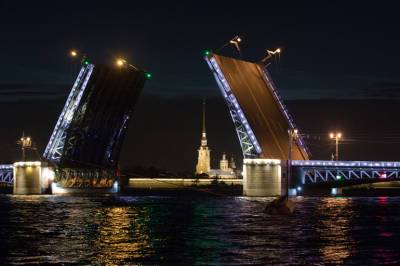 В ночь на 13 июня в Петербурге не разведут мосты