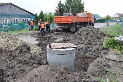 Новый участок водопровода проложили в селе Кротовка
