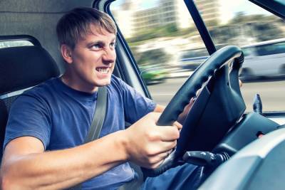 Только 9% нижегородских водителей не ругаются за рулем