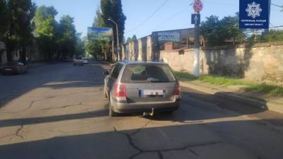 В Одессе Volkswagen сбил старушку исоздал пробку