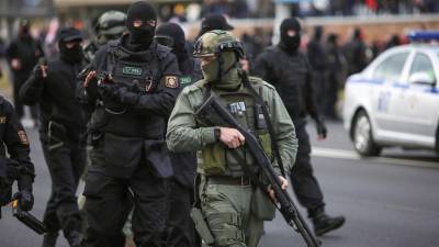 В Белоруссии вынесли приговор четырём фигурантам дела о беспорядках в Минске