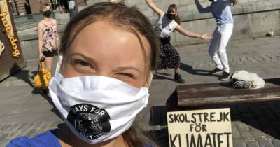 Грета Тунберг возобновила прерванные пандемией протесты (ФОТО)