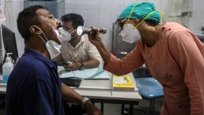 Число заболевших «черной плесенью» в Индии за две недели увеличилось почти в три раза