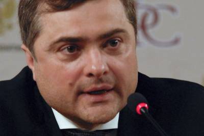 Сурков выступил за возвращение Украины силой