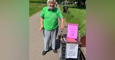 86-летний дедушка прошел более 1600 км, чтобы помочь сестрам и хоспису