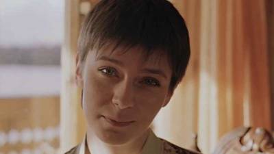 В Москве звезда фильма «Зимняя вишня» Сафонова госпитализирована с пневмонией