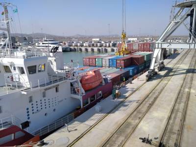 Порт Баку начал сотрудничество с мультимодальным терминалом удобрений Грузии