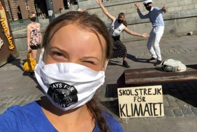 Грета Тунберга снова вышла на протест после перерыва из-за пандемии