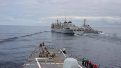 Отправка эсминца ВМС США в Черное море вызвала бурную критику в Сети