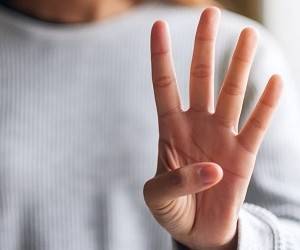 Простой тест с большим пальцем может выявить скрытую аневризму