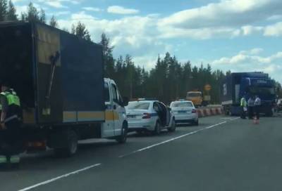 ДТП стало причиной многокилометровой пробки на «Скандинавии»