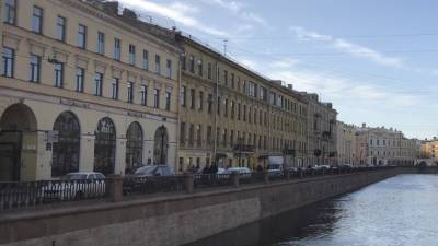 В центре Петербурга из-за ремонта обрушились перекрытия старинного дома