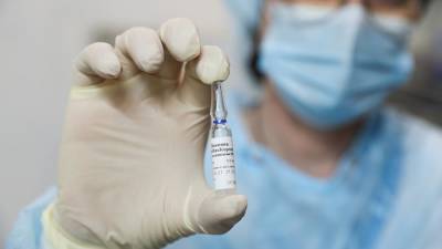 Вакцина «ЭпиВакКорона» получила сертификат «халяль»