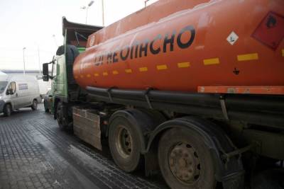 Вице-премьер Новак поручил проработать вопрос о запрете экспорта бензина
